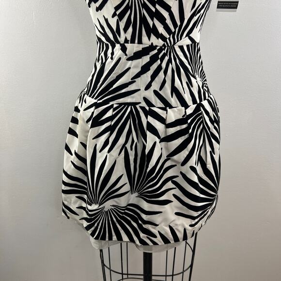 Diane Von Furstenberg DVF Floral Mesh Yarra Habotai Black White Dress 0 XS $598 - Picture 4 of 8